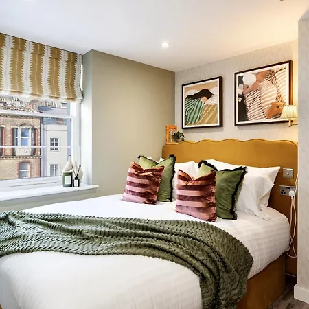 Colston Street I Your Apartment