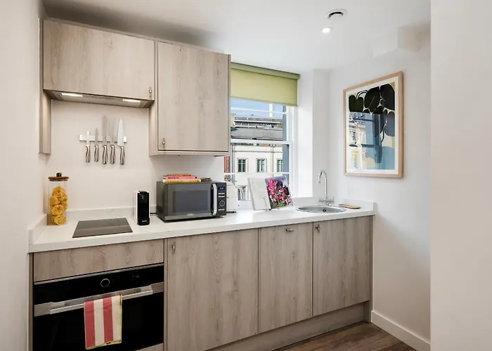 Colston Street I Your