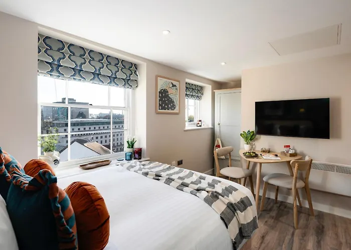 Apartment Colston Street I Your
